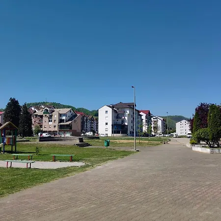 Stan Na Dan -bratunac- דירה Bratunac