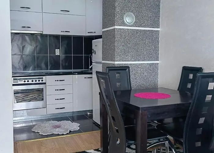 Stan Na Dan -bratunac- Διαμέρισμα