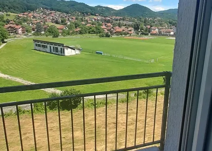 Stan Na Dan -bratunac- Διαμέρισμα Bratunac