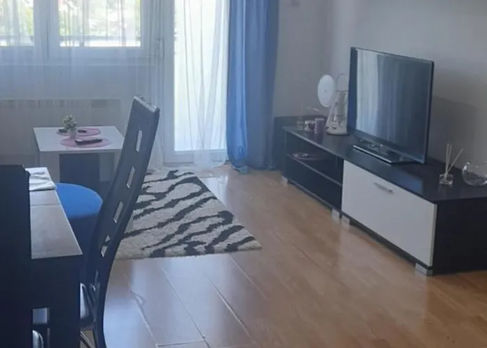 Stan Na Dan -bratunac- Διαμέρισμα